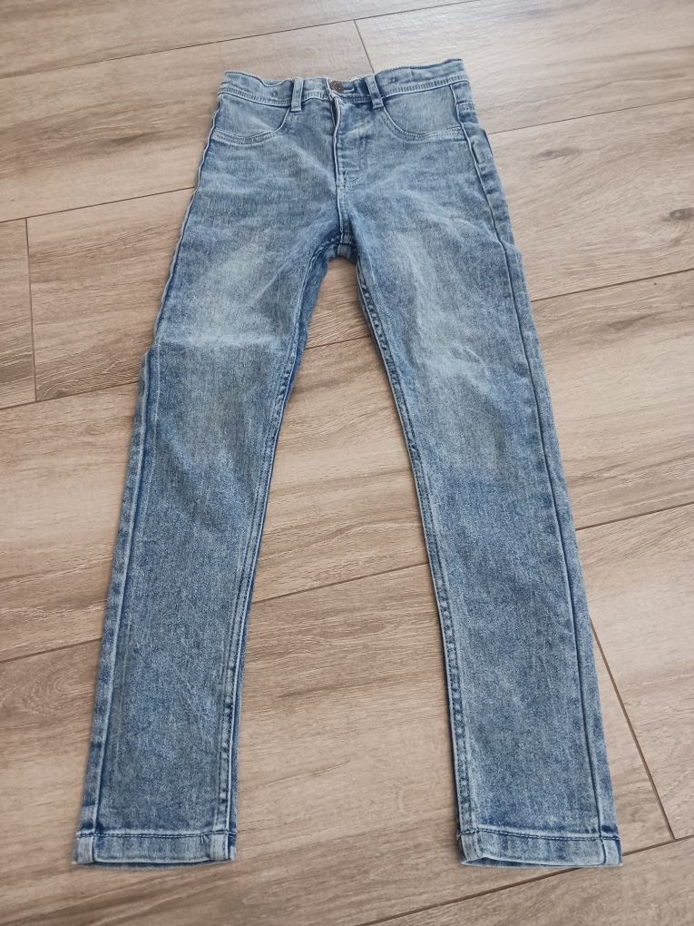 Spodnie jeansy dziewczęce 134