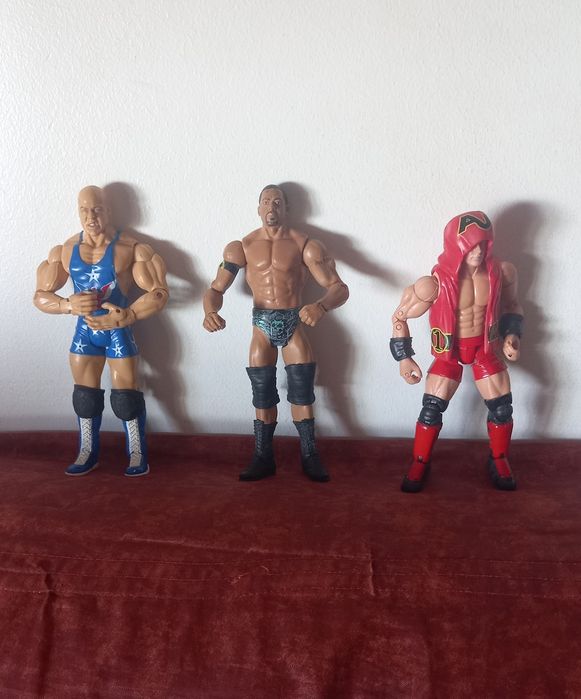 Conjunto 3 bonecos WWE (usados)
