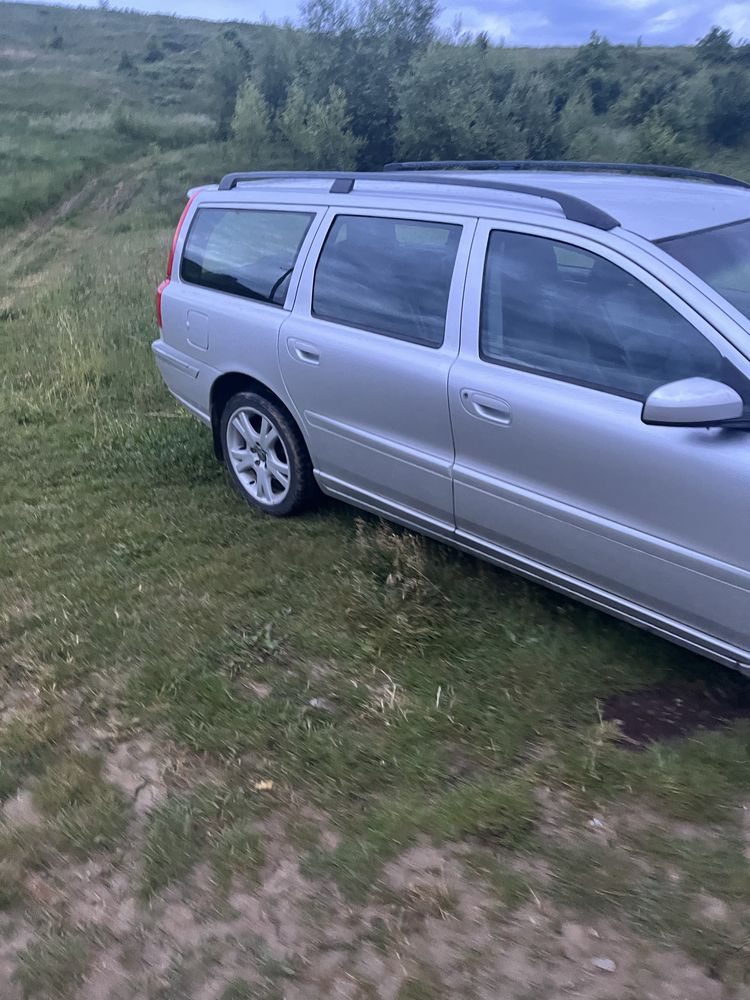 Volvo v70 2005