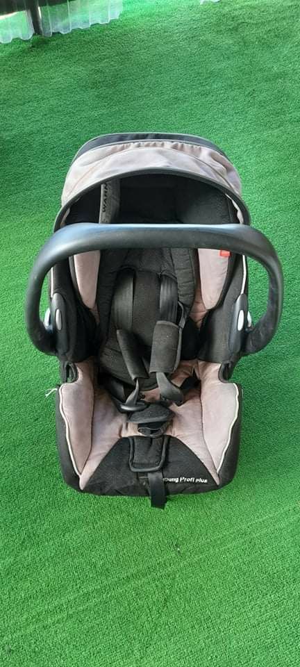 Fotelik samochodowy/nosidełko Recaro 0-13 kg