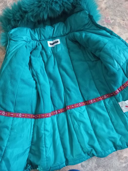 Куртка зимова у відмінному стані
