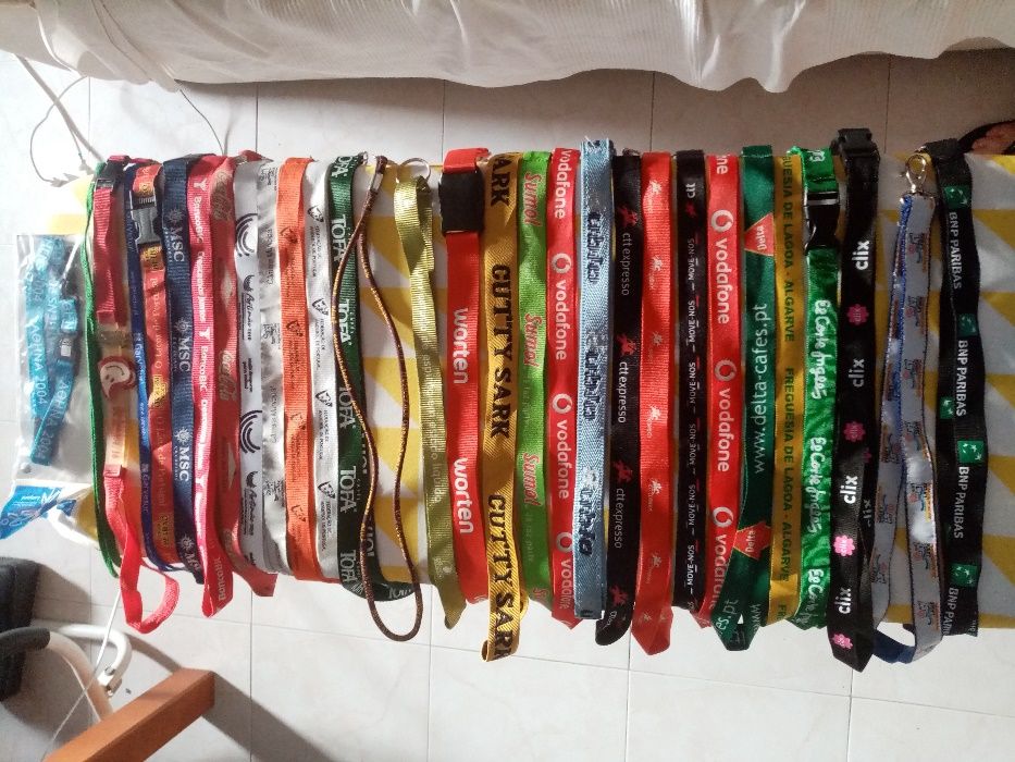 Colecção de fitas porta-chaves