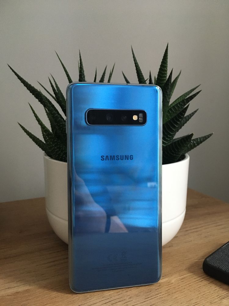 Samsung Galaxy S10 niebieski blue + etui LED