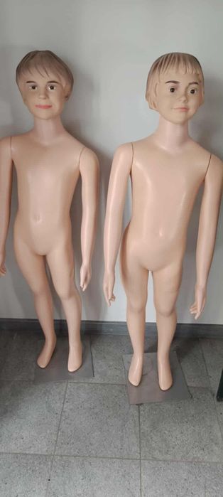 Manekiny wystawowe