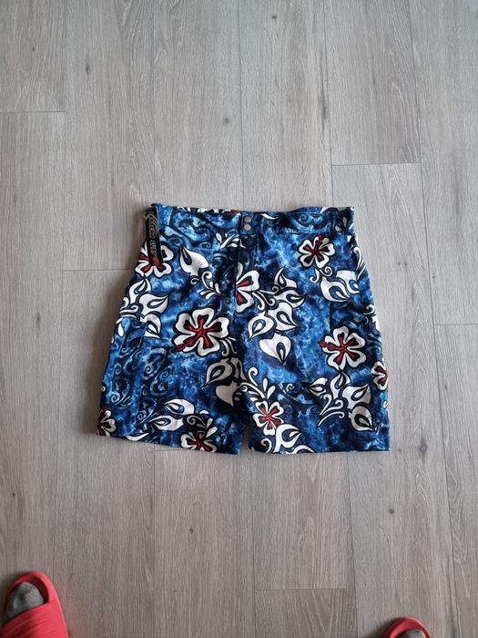 Calção novo com etiqueta