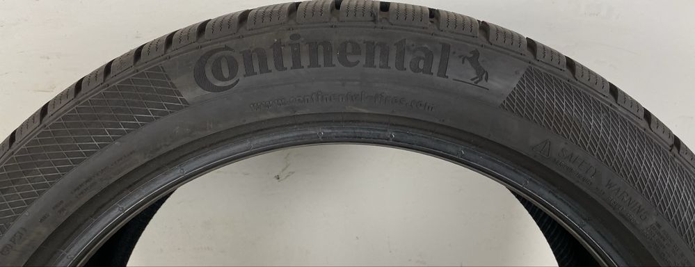 245/45R19 102V Continental WinterContact TS850P AO