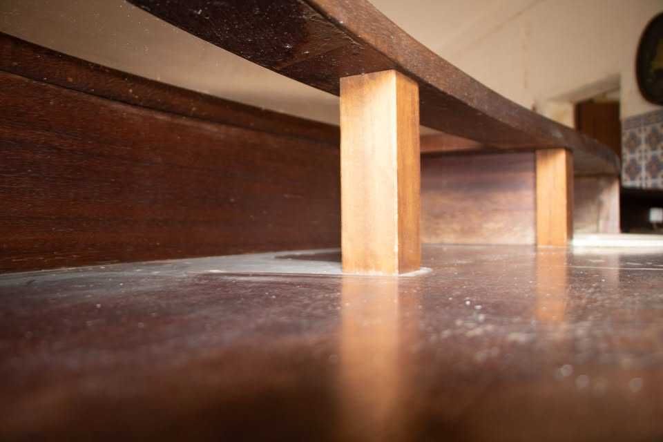 BAR de madeira com PIA