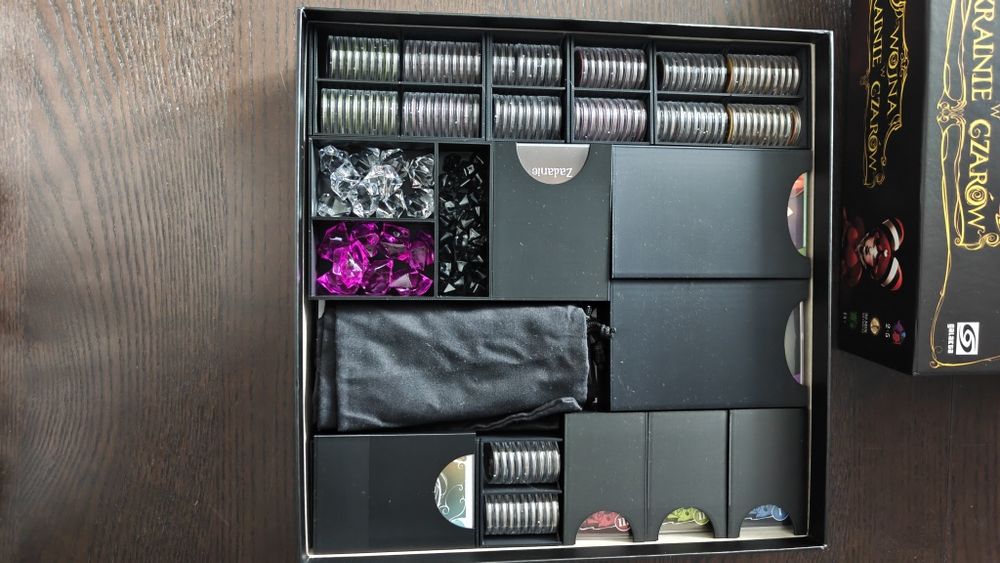 Wojna w krainie czarów - insert do gry (z dodatkiem)