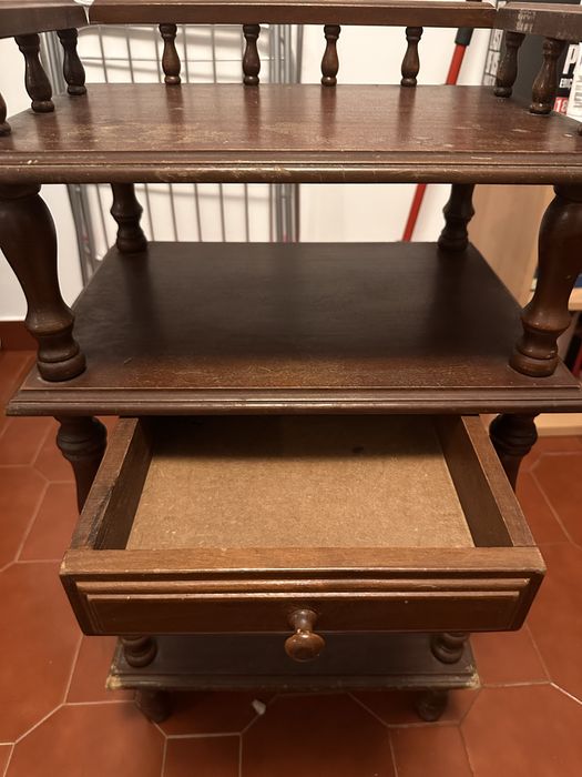 Movel aparador para bar