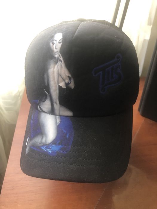 Чоловіча кепка-бейсболка.