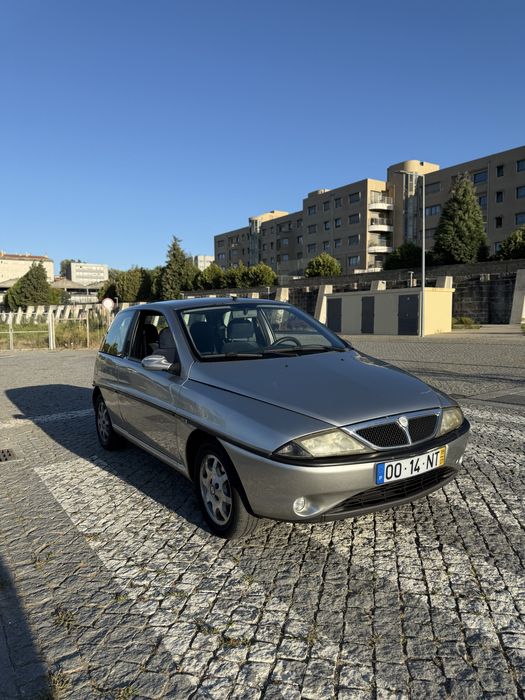 Lancia Y gasolina