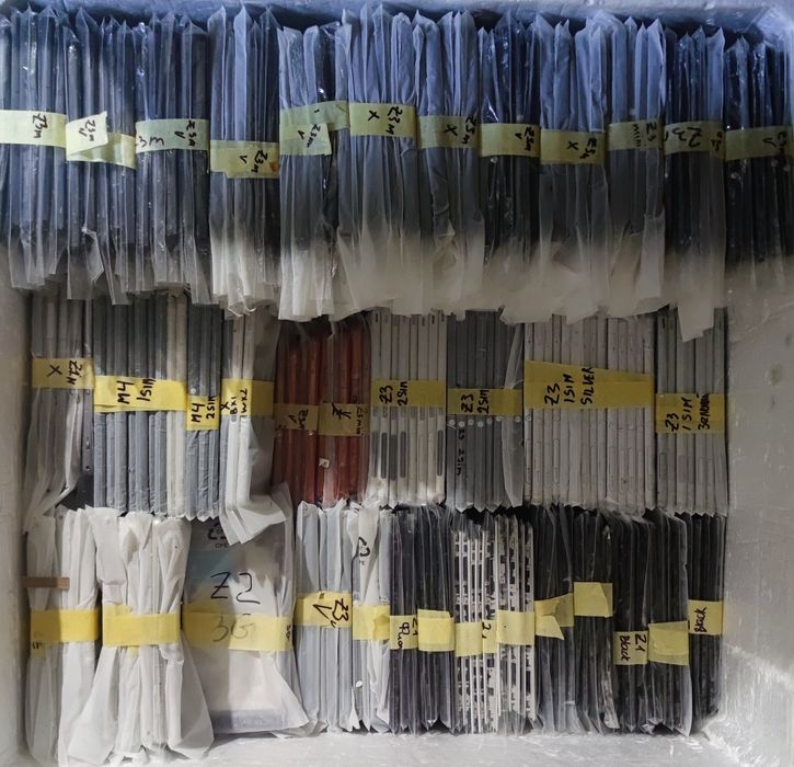 Рамка для дисплея бу снятая Sony , Samsung ТОЛЬКО РАМКИ