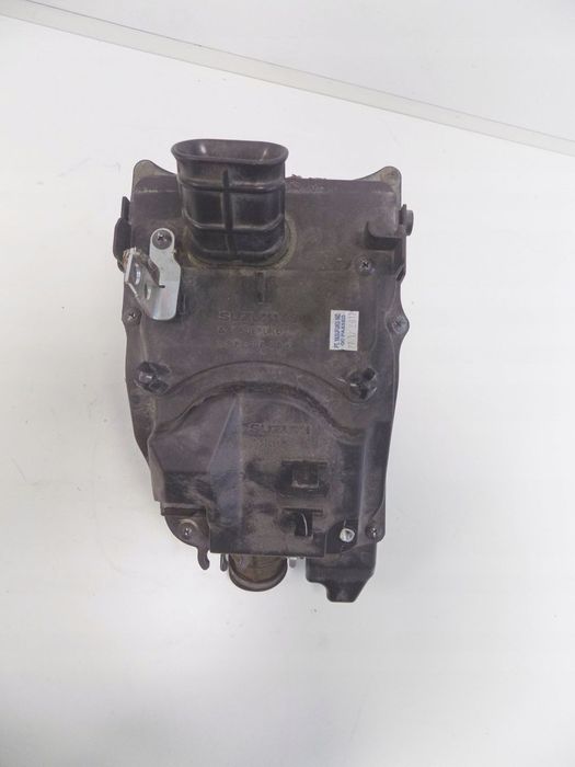 SUZUKI GSX-S 125 FILTR POWIETRZA AIRBOX