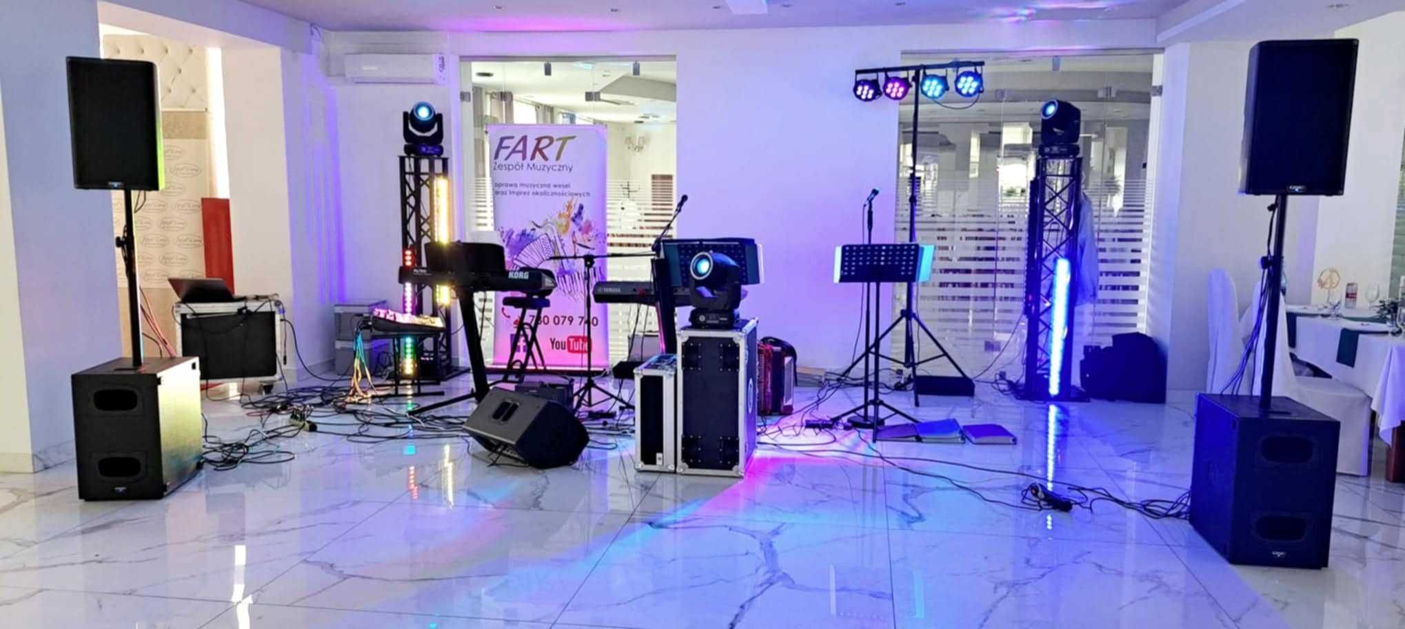 SPRZEDAM TRAWERSY  pod ruchome głowy - 2 sztuki