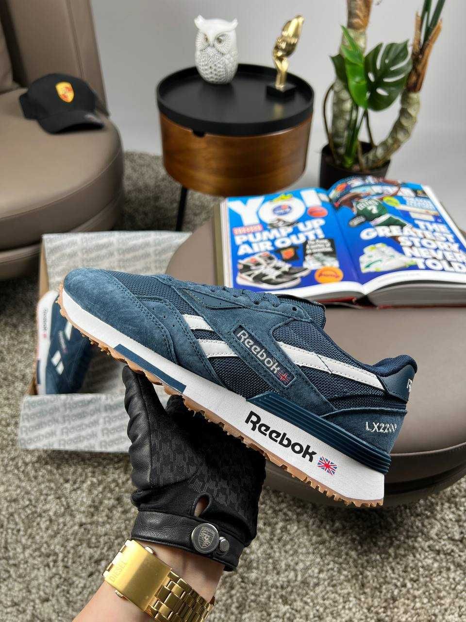Чоловічі кросівки рібок Reebok Classic LX2200 Navy White [41-46]
