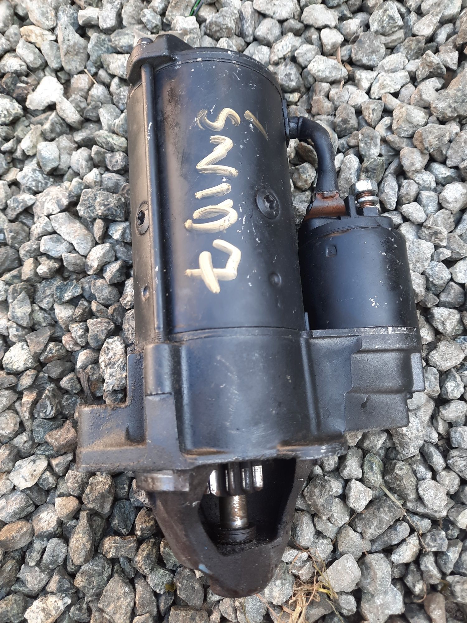 Volkswagen Passat b5 fl rozrusznik do skrzyni 5 biegowej