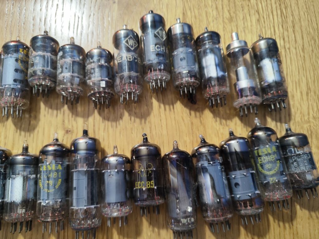 Lampy elektronowe z dawnych lat