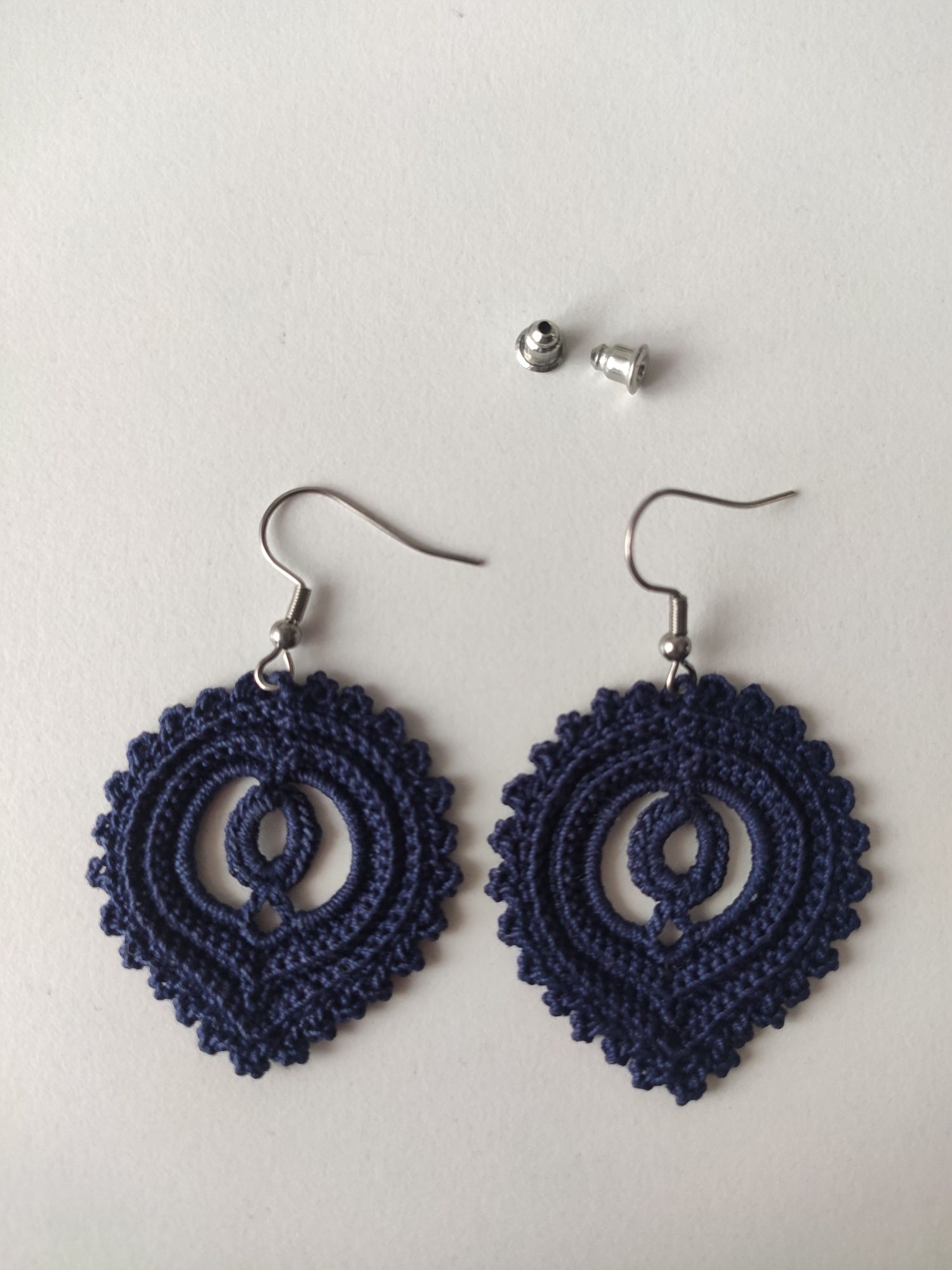 Kolczyki handmade na szydełku granatowe