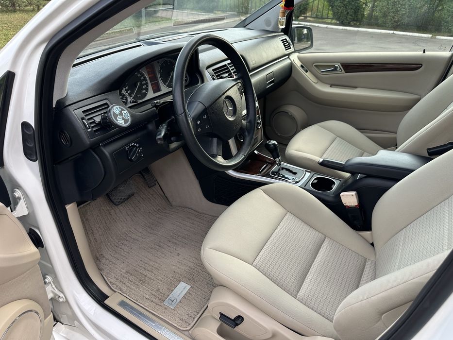 Mercedes Benz B Class