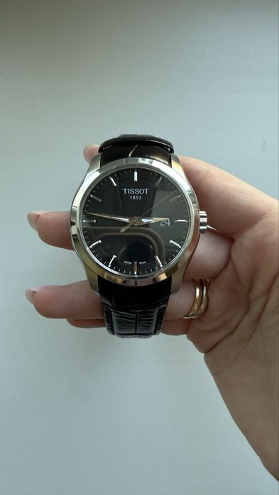 Продам мужские часы Tissot