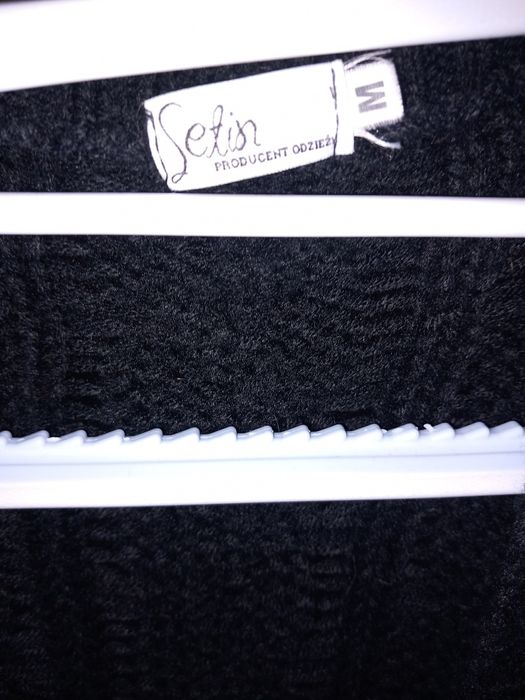 Czarny sweterek damski rozmiar M
