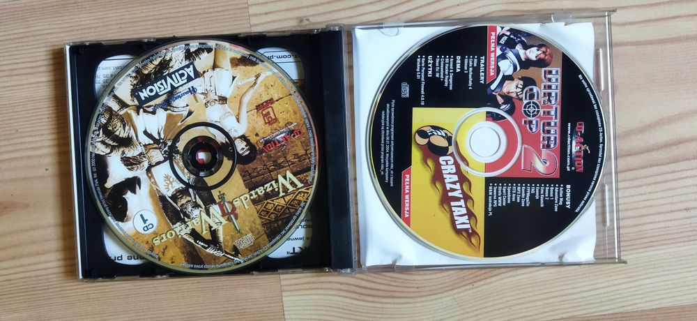 CD Action Wizard and warriors, Virtua Cop, Taxi CD