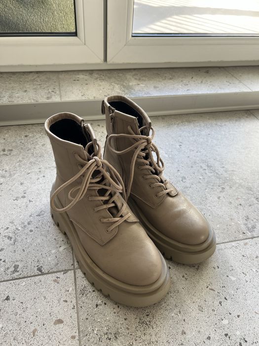 Черевики / черевики бежеві