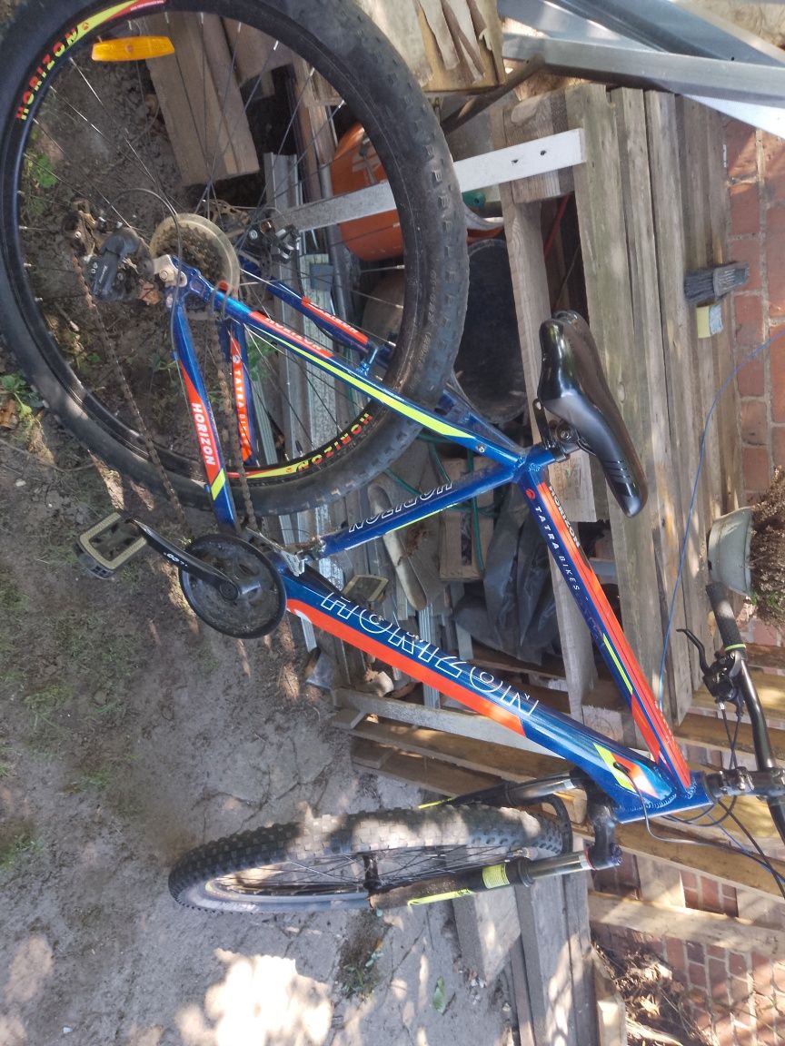 Na sprzedaż mam rower i komputer-plus kask