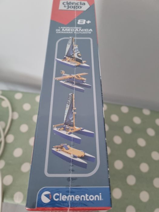 Legos construção moto 4 e barco