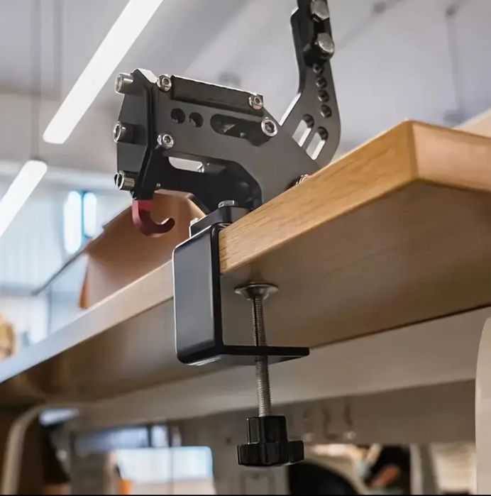 Ручне гальмо ігрове