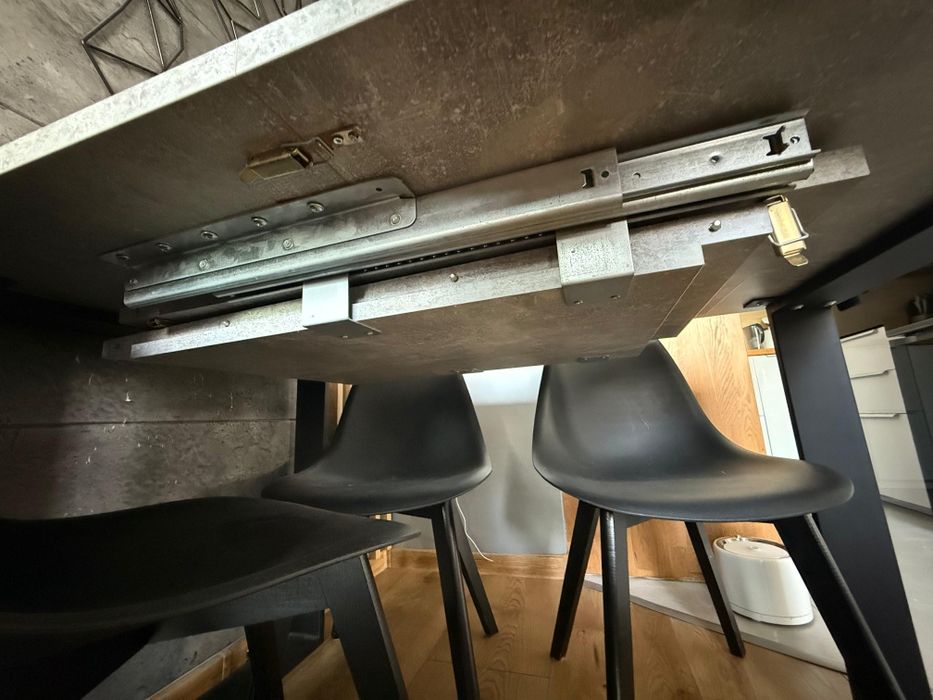Stół Jadalniany + Krzesła / Rozkładany / Beton / Loft