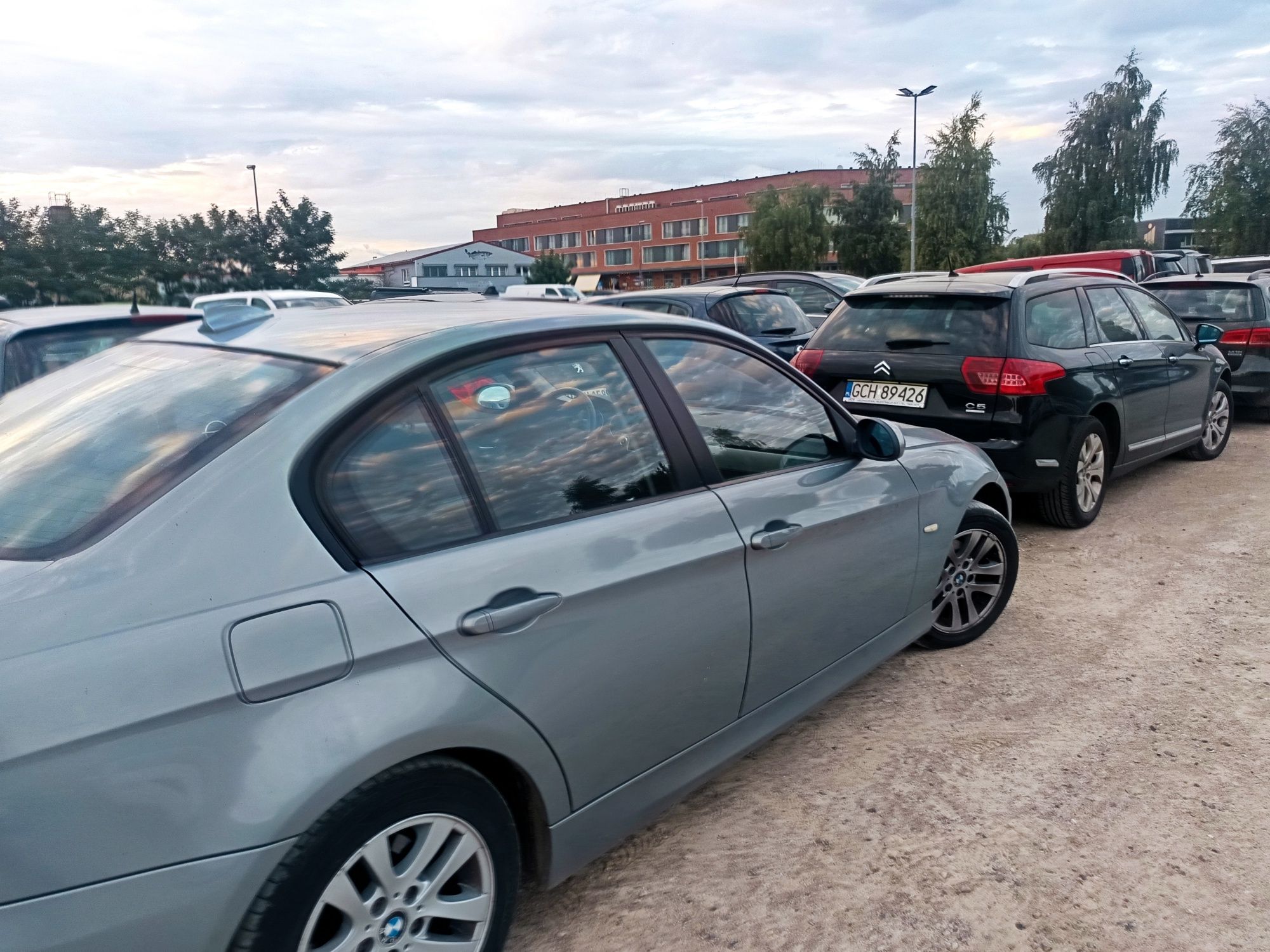 Samochód BMW SERII 3 E90