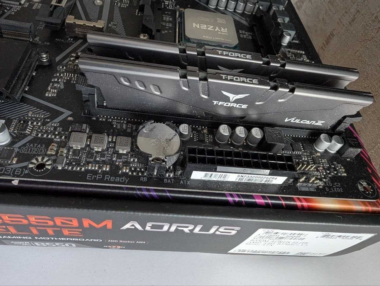AMD Ryzen 7 5700X + Gigabyte B550M AORUS ELITE + 16RAM DDR4 / Комплект