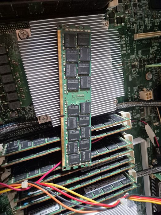 RAM SAMSUNG 16GB 2Rx4 PC3-12800R, M393B2G70QH0-CK0