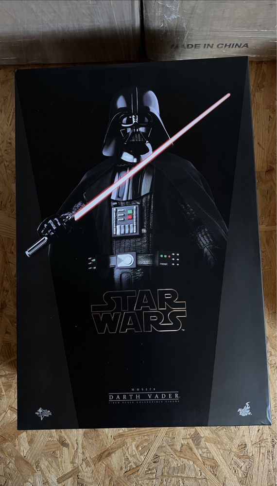 Hot Toys Star Wars Darth Vader scale 1/6