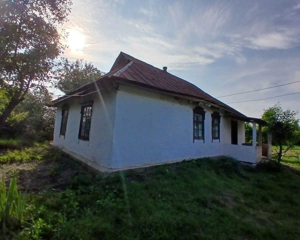 Продам акуратний, дерев'яний будиночок в с. Семенівка!
