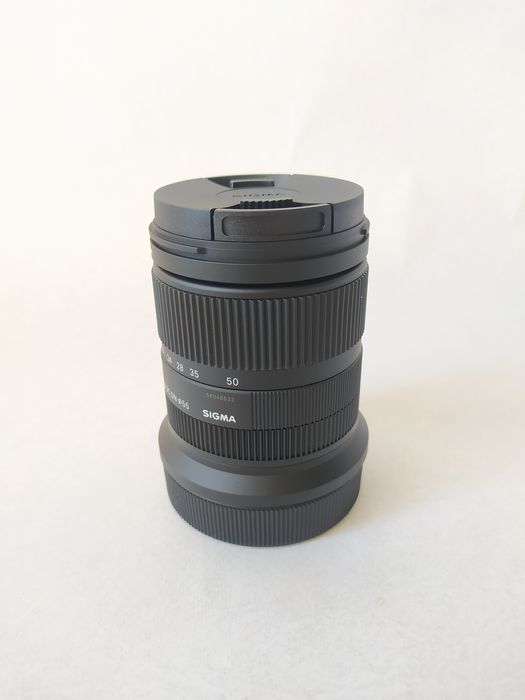 Об'єктив Sigma AF 18-50mm f/2,8 DC DN C (Canon RF) НОВИЙ