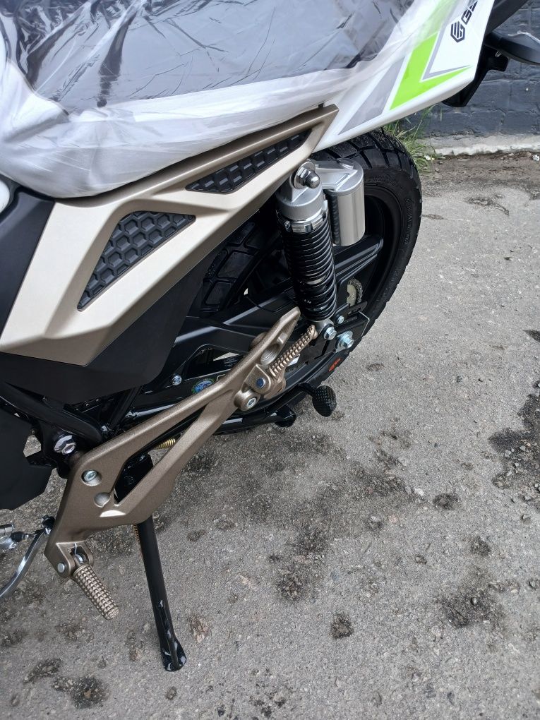 2025 GEON Pantera 250 CB 17/17 ON-ROAD Новий мотоцикл