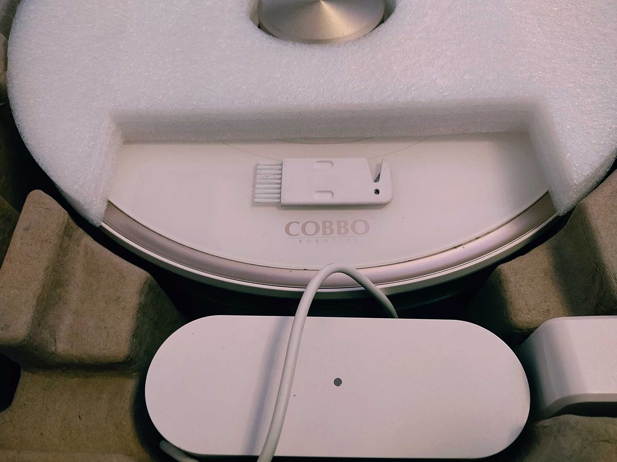 Robot odkurzająco-mopujący COBBO PRO 27