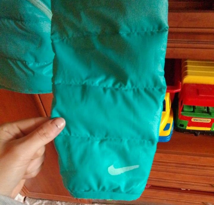 Kurtka damska wiosenna Nike