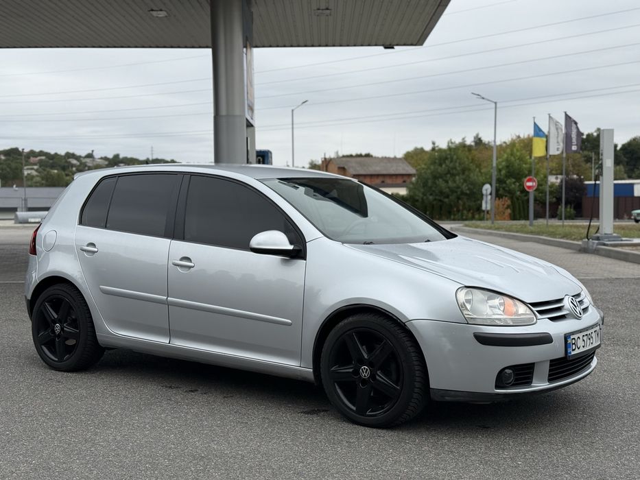 VOLKSWAGEN GOLF V 2005 , 2.0 полный привод , в идеальном состоянии