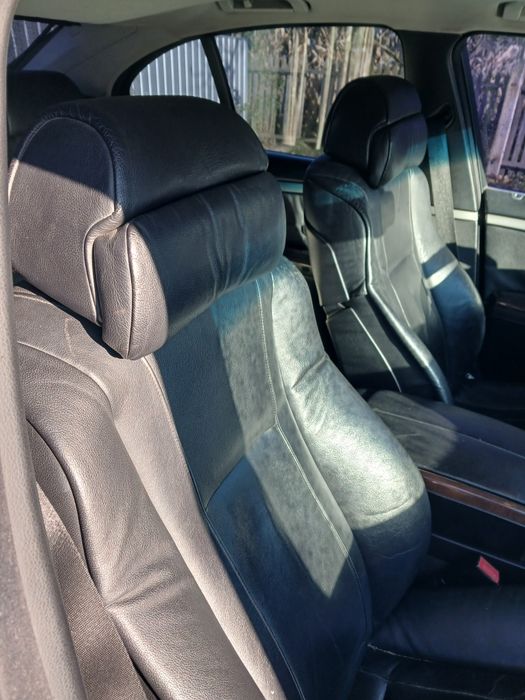 BMW 745 2004 року