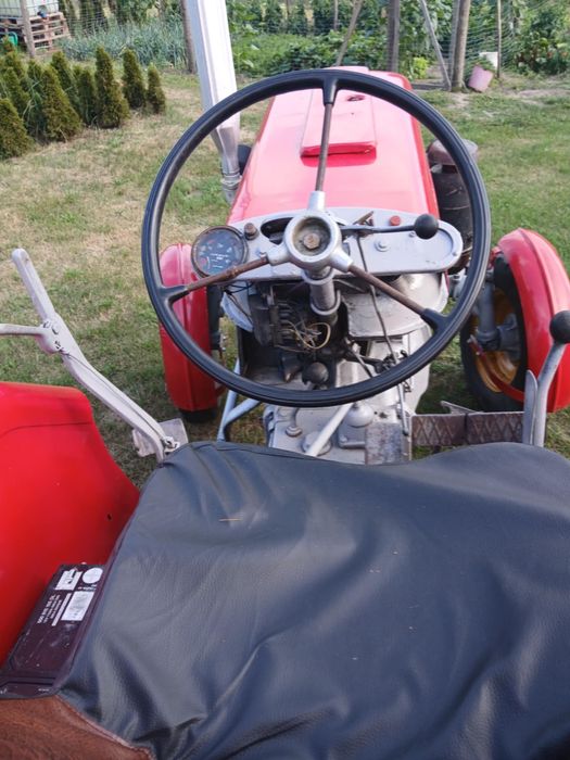 Ciągnik rolniczy Ursus c330 zektor k25