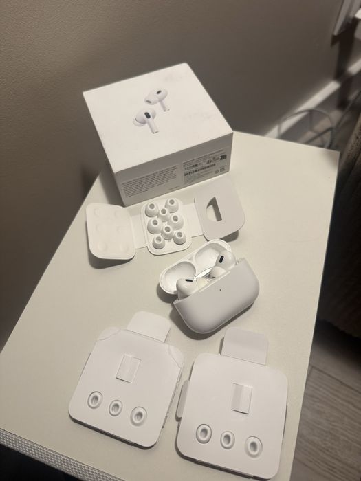 AirPods Pro (2nd generation)