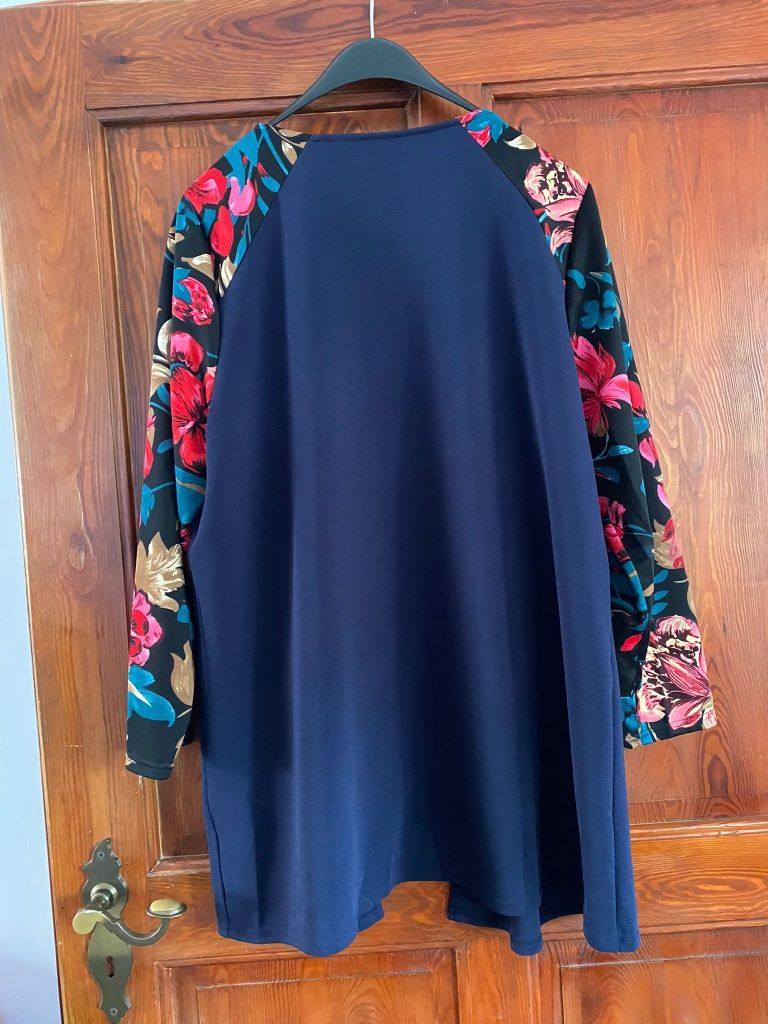 Nowa narzutka marynarka plus size granatową 50 52 w kwiaty