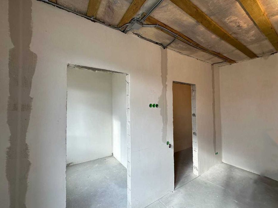 Продаж таунхаусу 103м2. 3 кімнати. Всі комунікації. с.Ворзель. ID:755