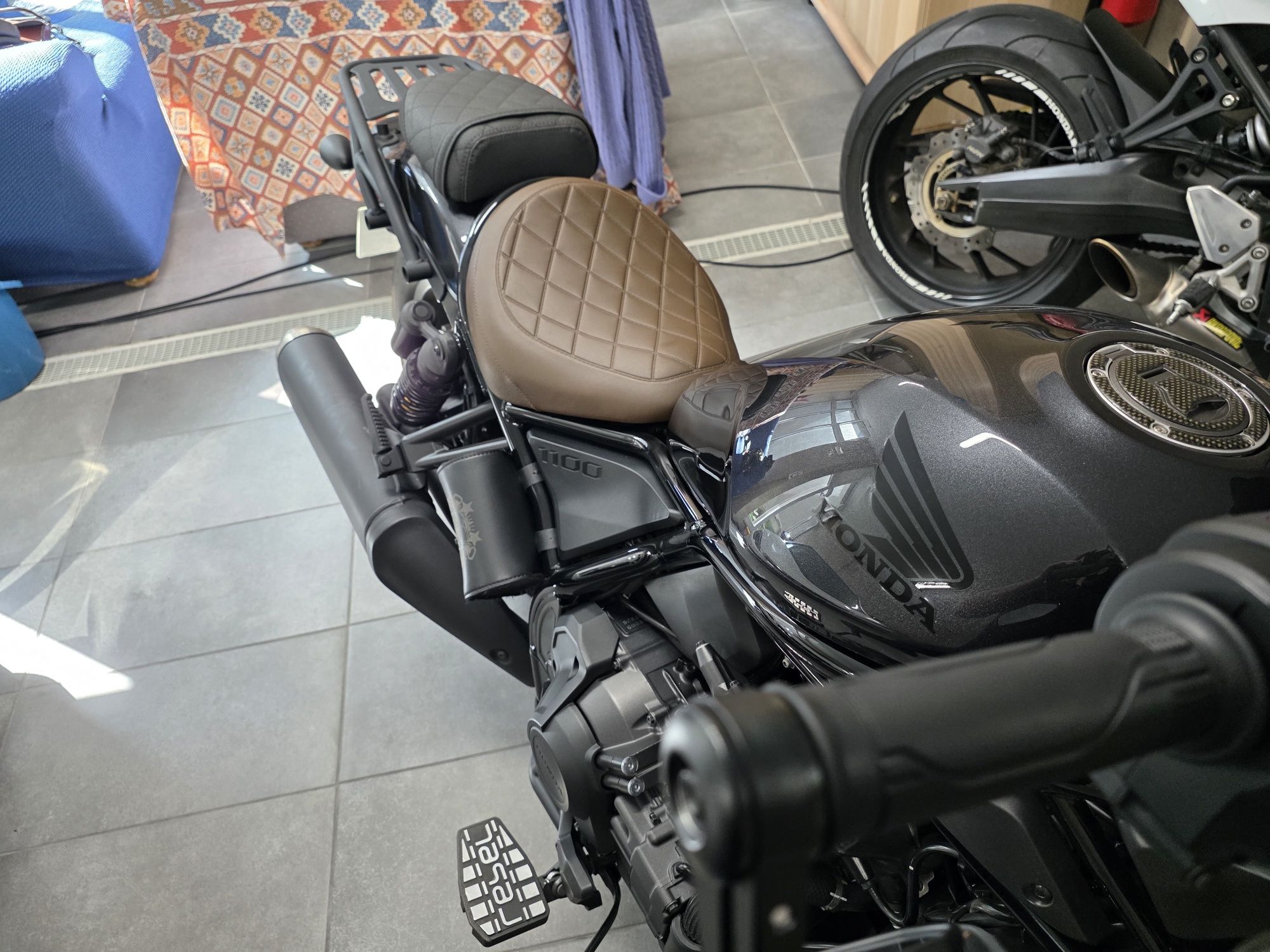 Banco Original Camel Honda Rebel 1100 Special Edition