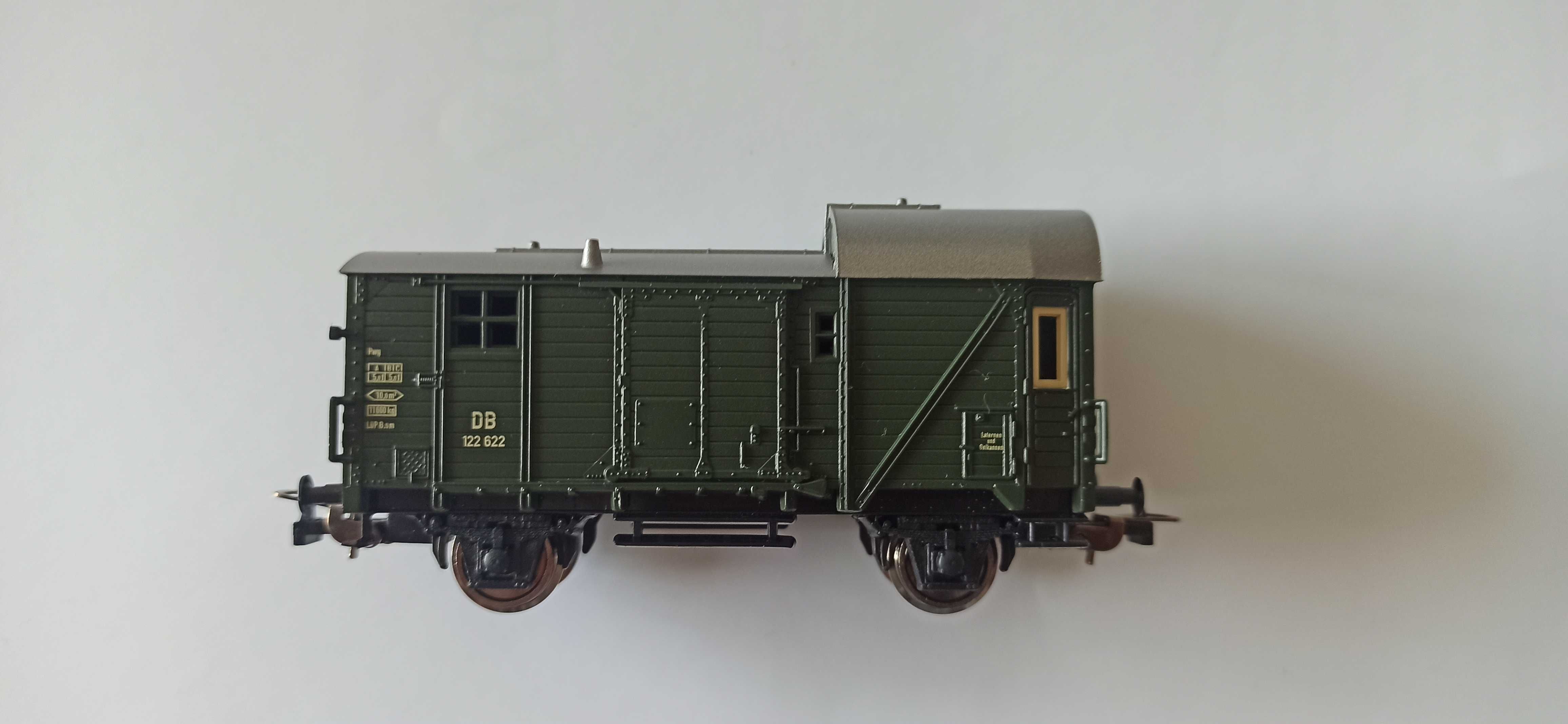 Model wagonu służbowego, DB, Piko, H0