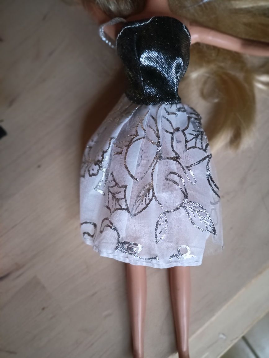 Zestaw zabawek dla lalki Barbie sukienki 5 sztuk