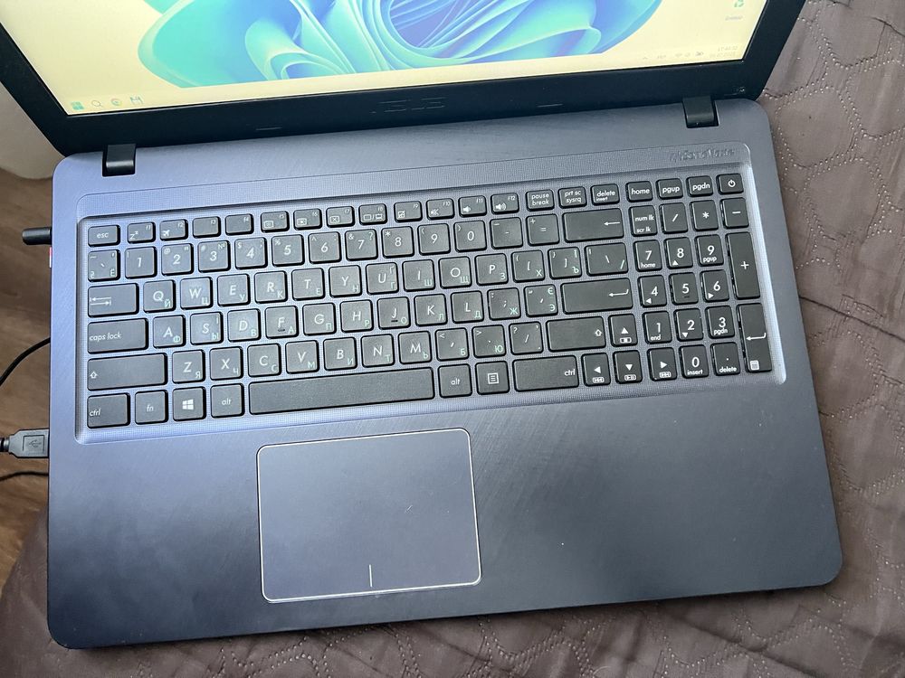 Ноутбук Asus x543ub-dm1632